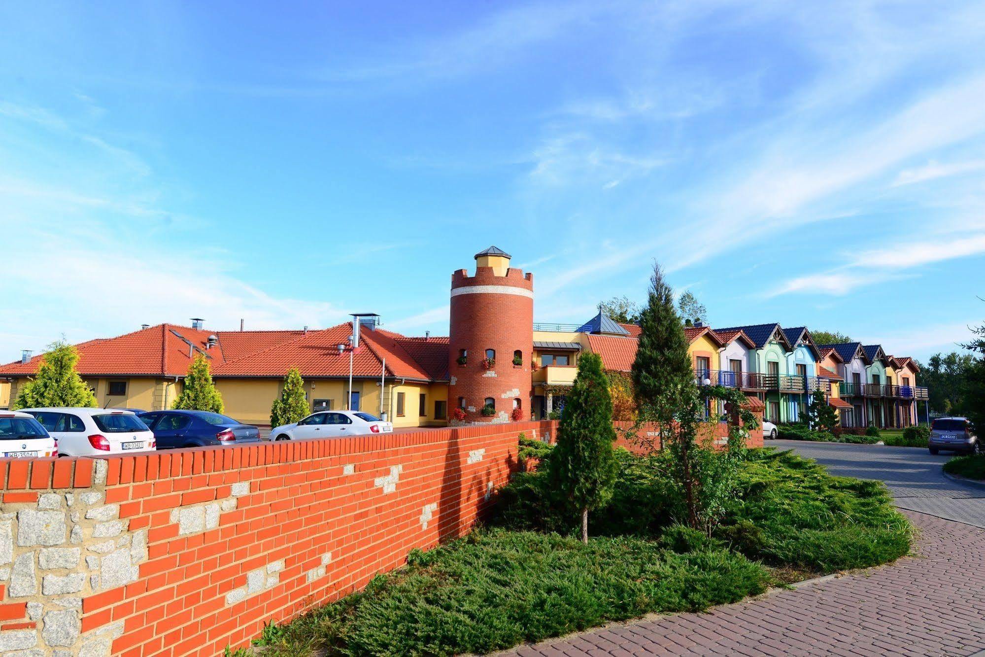 Hotel Daglezja Nad Jeziorem Kornickim Kórnik Kültér fotó